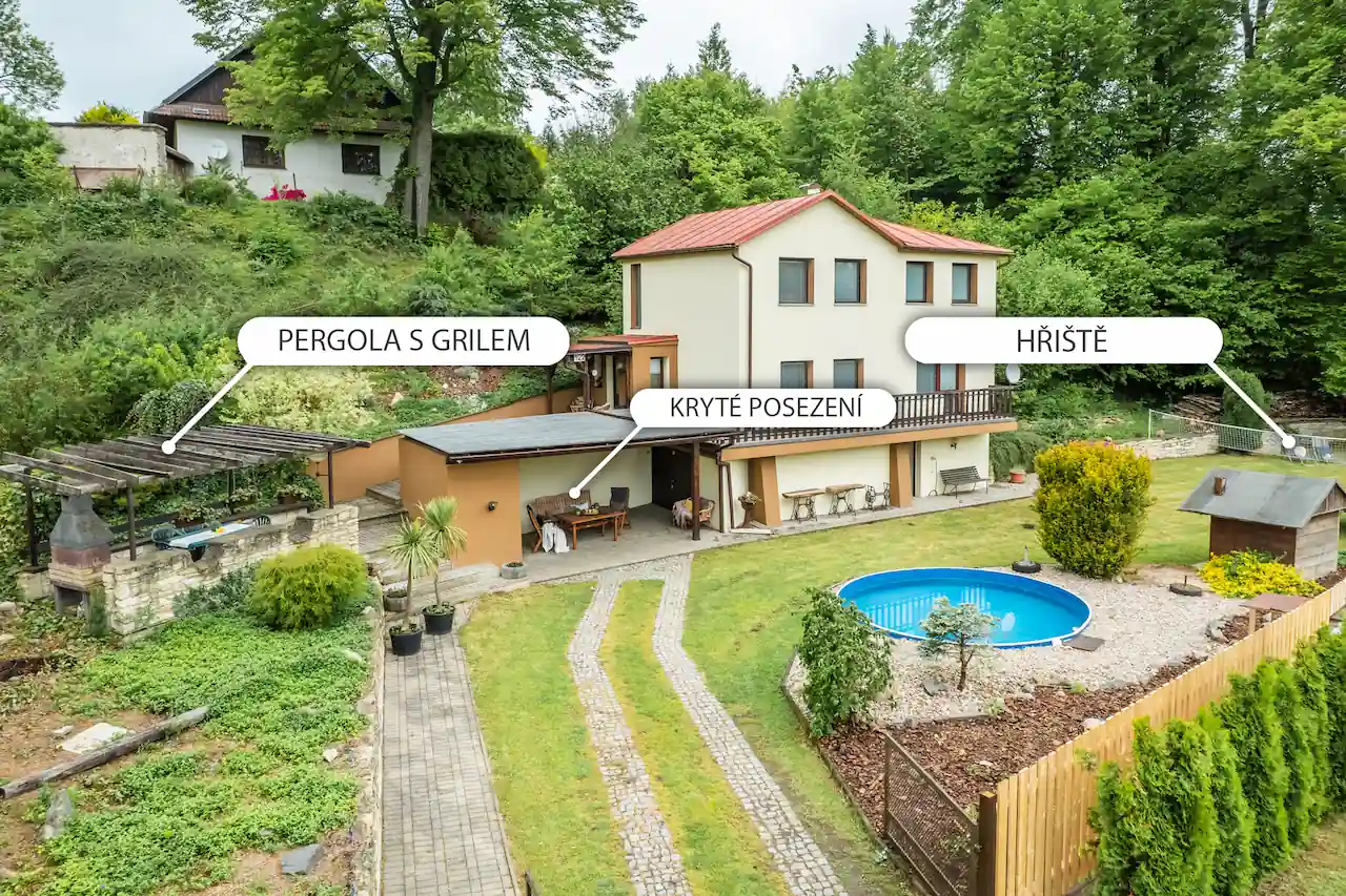 Třípodlažní rodinný dům